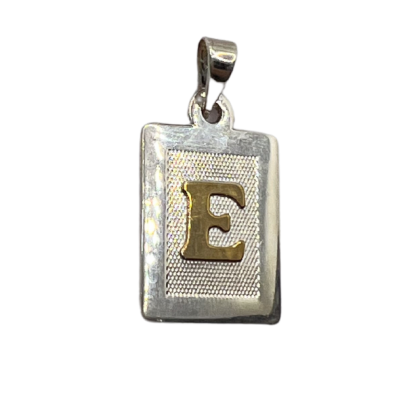 Letra Rectangular con Oro - E